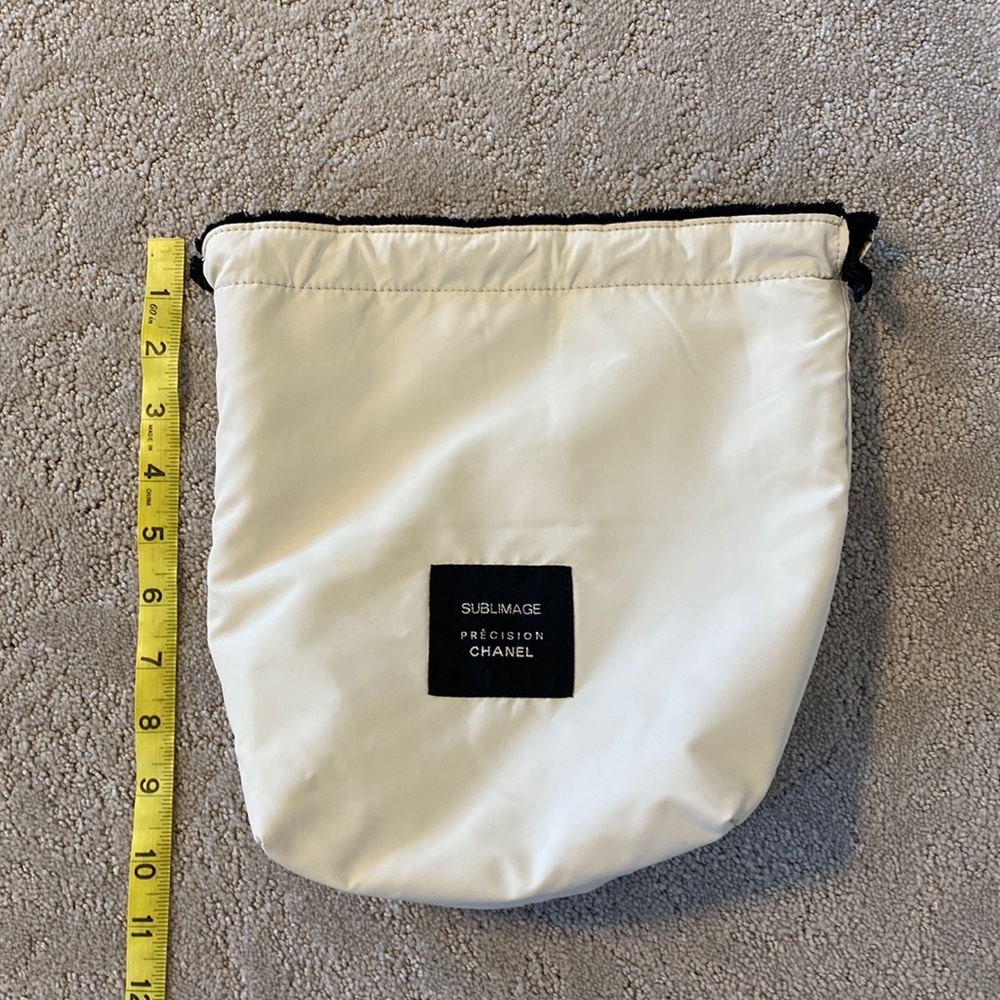 Chanel pouch